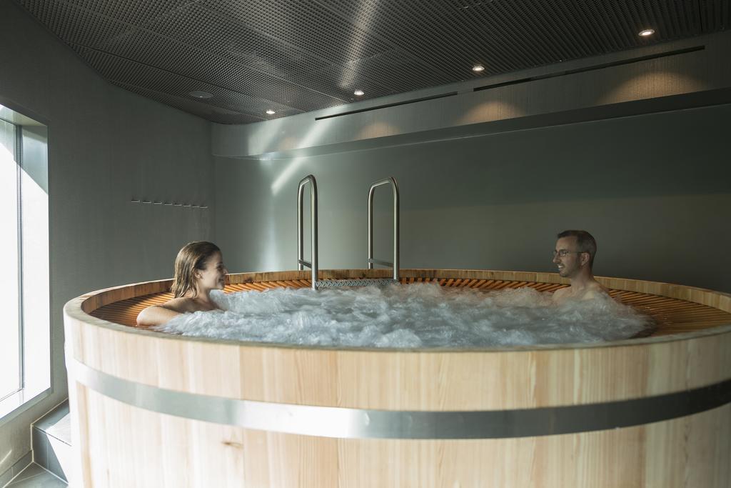 Saas-Fee Wellnesshostel4000 Екстер'єр фото